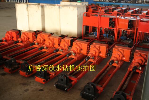 煤礦探放水用鉆機(jī)：多、快、好、省