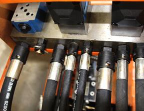 【山西長治】經(jīng)銷商相中啟睿鉆機(jī)，氣動液壓鉆機(jī)連訂貨