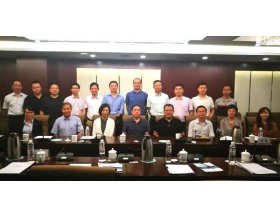 標(biāo)題：“風(fēng)電裝備制造業(yè)綠色供應(yīng)鏈評(píng)價(jià)規(guī)范”能源標(biāo)準(zhǔn)審查會(huì)在呼和浩特召開
瀏覽次數(shù)：7884
發(fā)表時(shí)間：2019-08-12