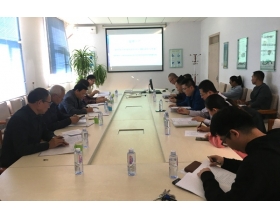 標(biāo)題：呼和浩特分院承擔(dān)的內(nèi)蒙古自治區(qū)應(yīng)用技術(shù)研究與開發(fā)資金計劃項目“通用型中密度牧草撿拾壓捆機(jī)研究與開發(fā)”順利通過驗收
瀏覽次數(shù)：3997
發(fā)表時間：2019-11-01