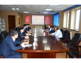 標(biāo)題：呼和浩特分院黨委副書記、總經(jīng)理侯忠超一行蒞臨內(nèi)蒙古海德農(nóng)牧機械試驗有限公司檢查指導(dǎo)工作
瀏覽次數(shù)：1813
發(fā)表時間：2020-12-24